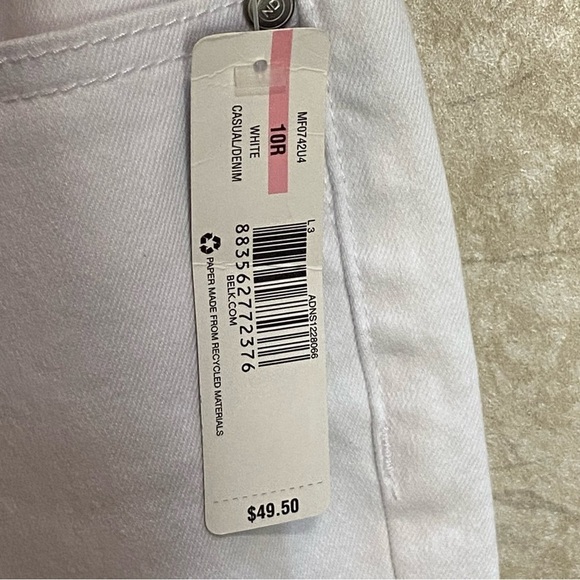 NWT NEW DIRECTION / White Denim Crop Jeans High Rise Embroidered Detail Size 10R - Picture 11 of 11